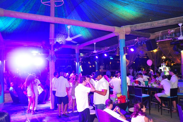 Saturday Night At Edde Sands